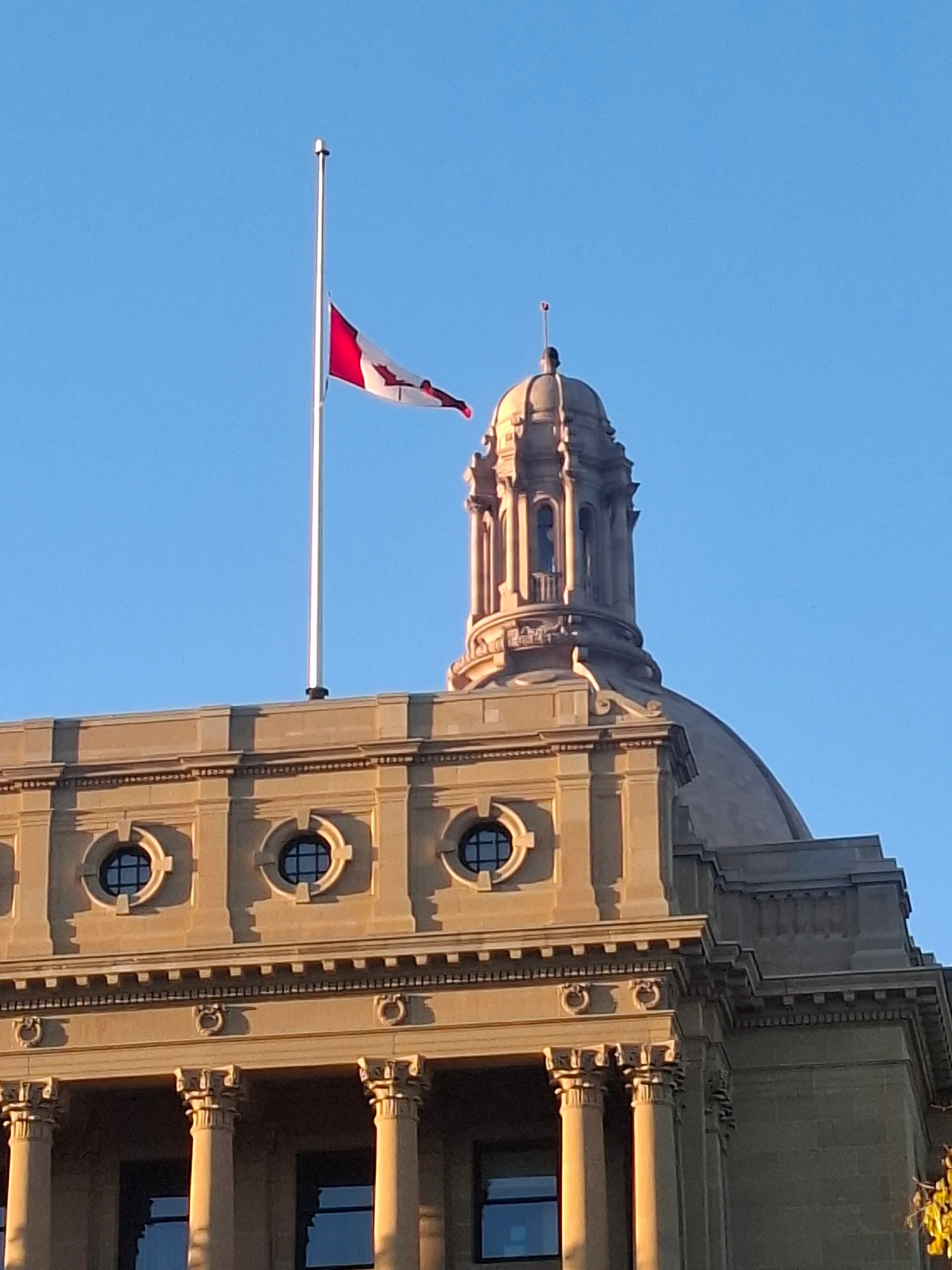 Related file image: Facade Alberta Legislature Building (2)