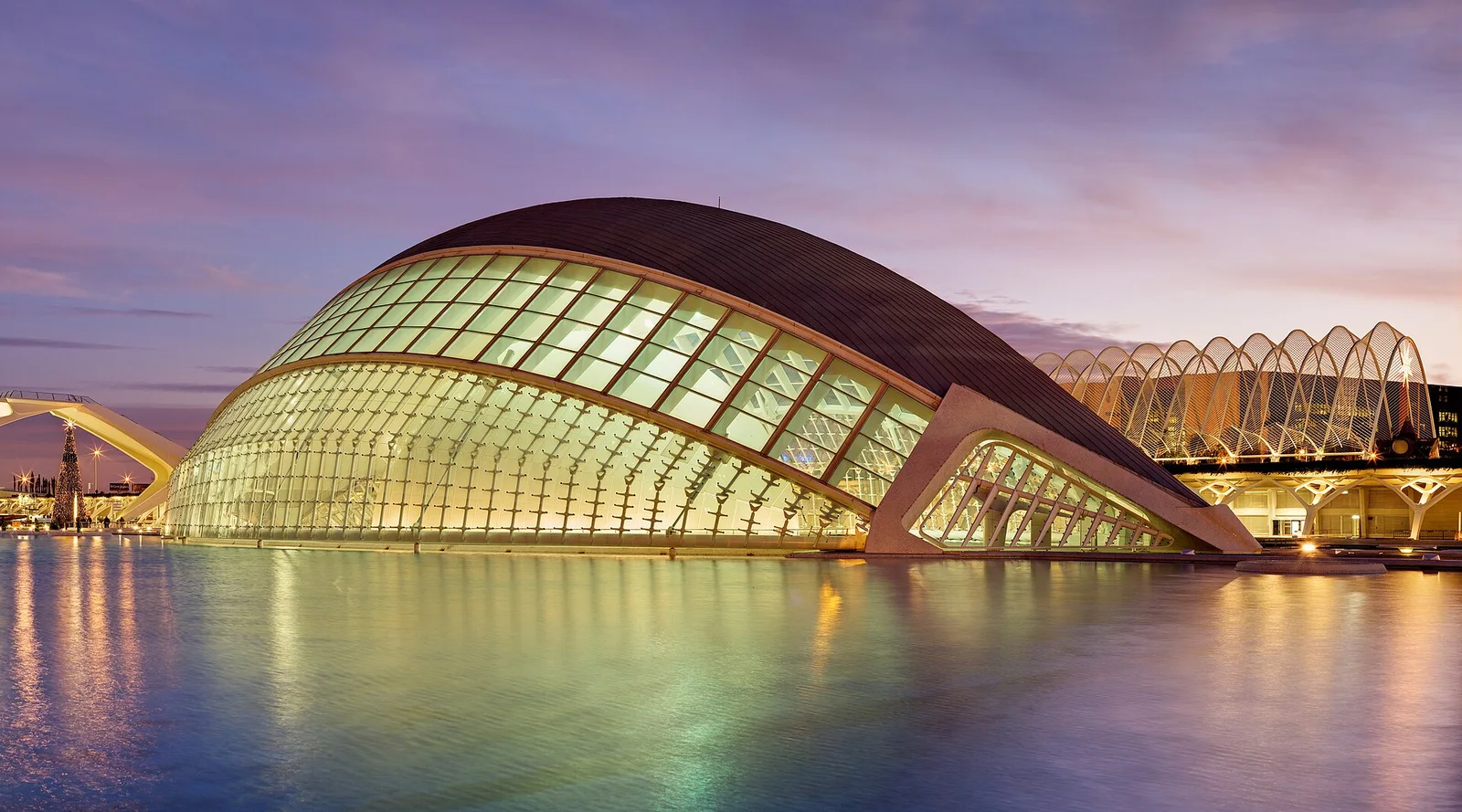 Related file image: Hemispheric - Valencia, Spain - Jan 2007