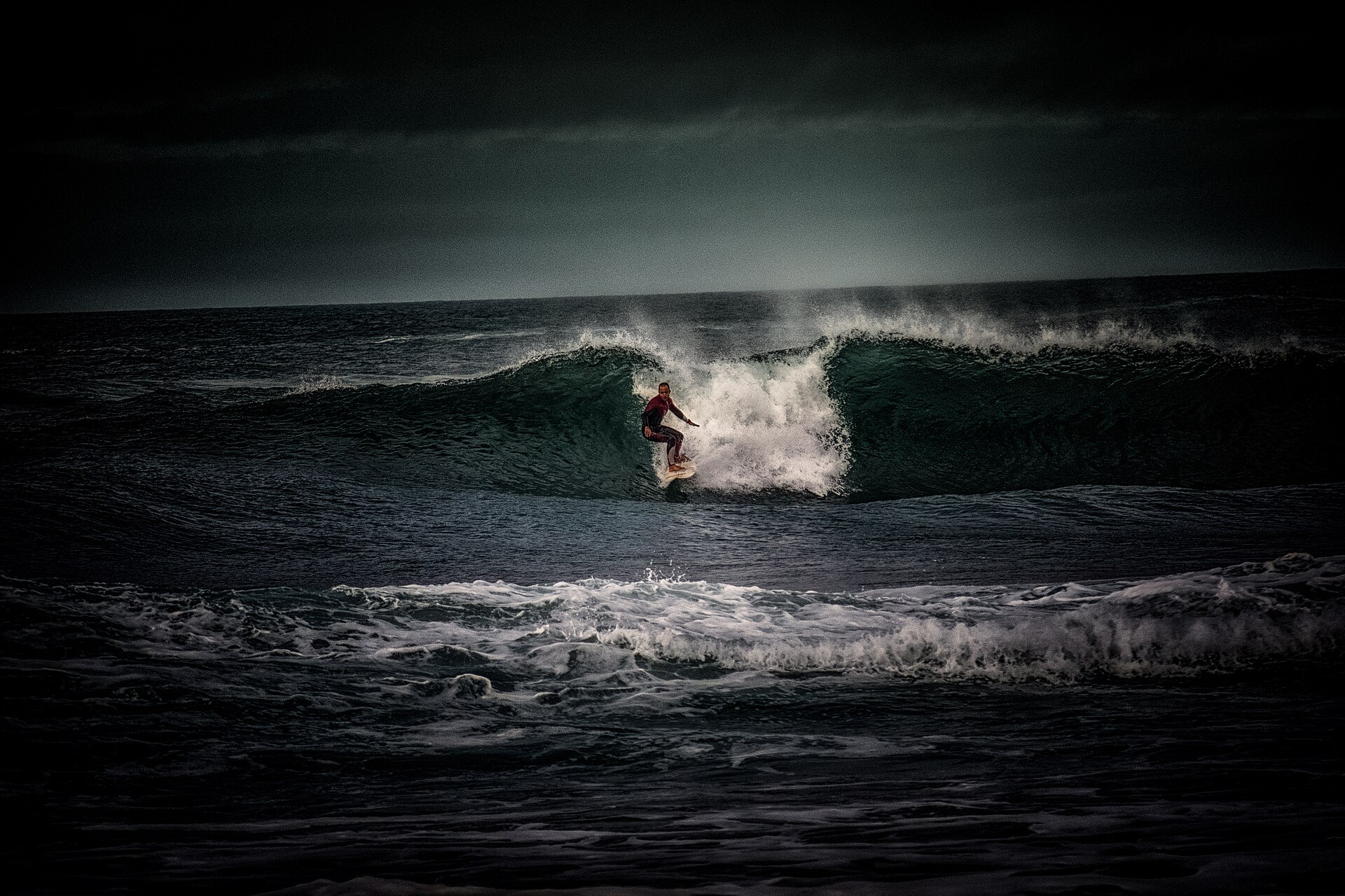 File:Surfing in Portugal (22815579249).jpg