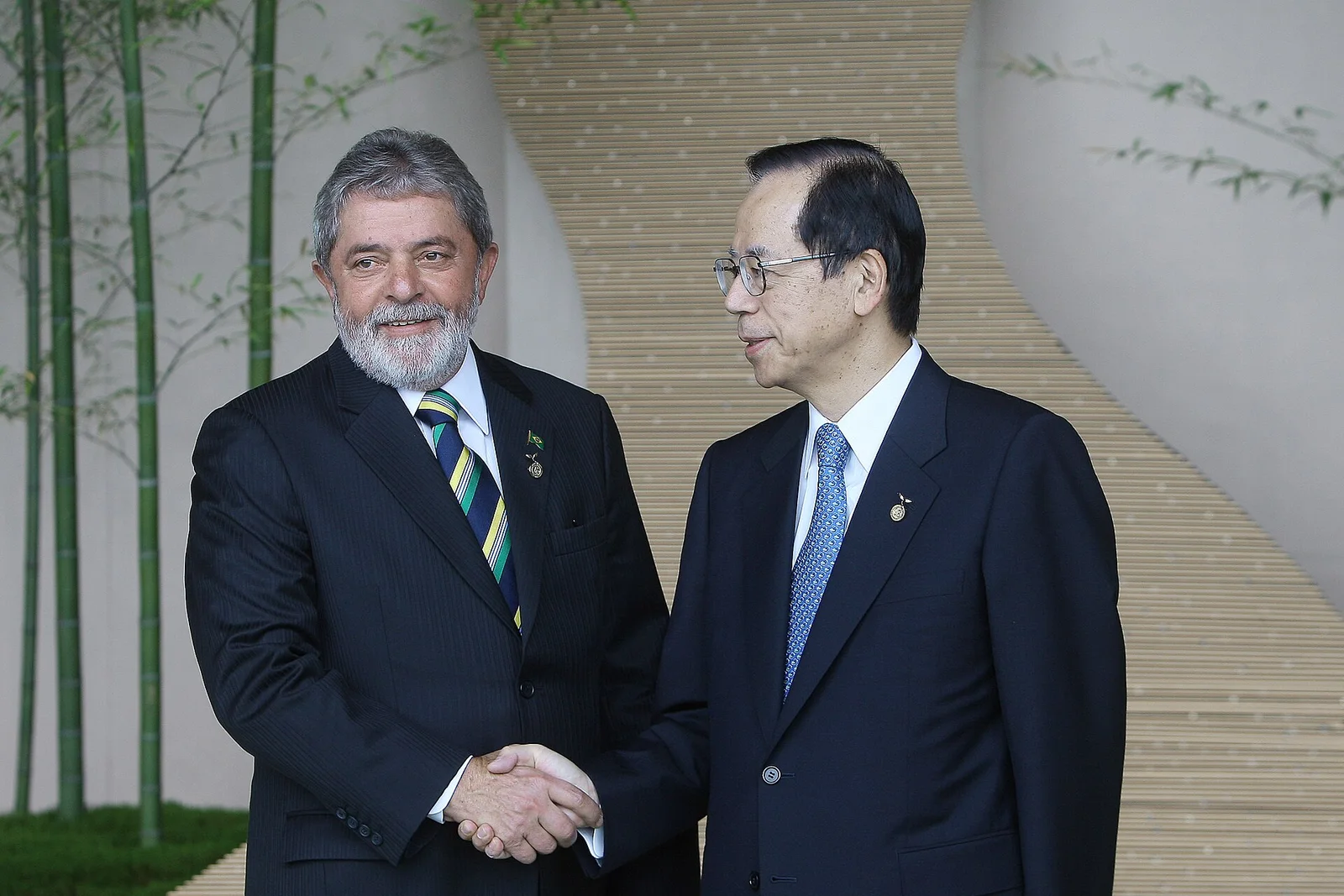Related file image: Luiz Inacio Lula da Silva and Yasuo Fukuda 20080709