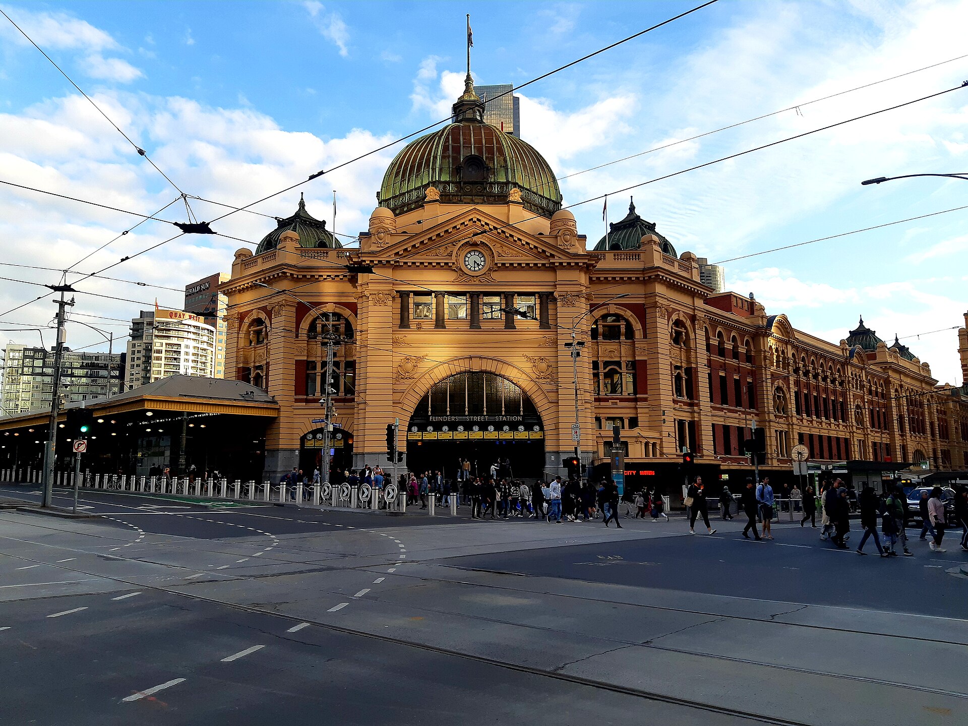 File:Flinders Street Station Main Building, May 2019.jpg