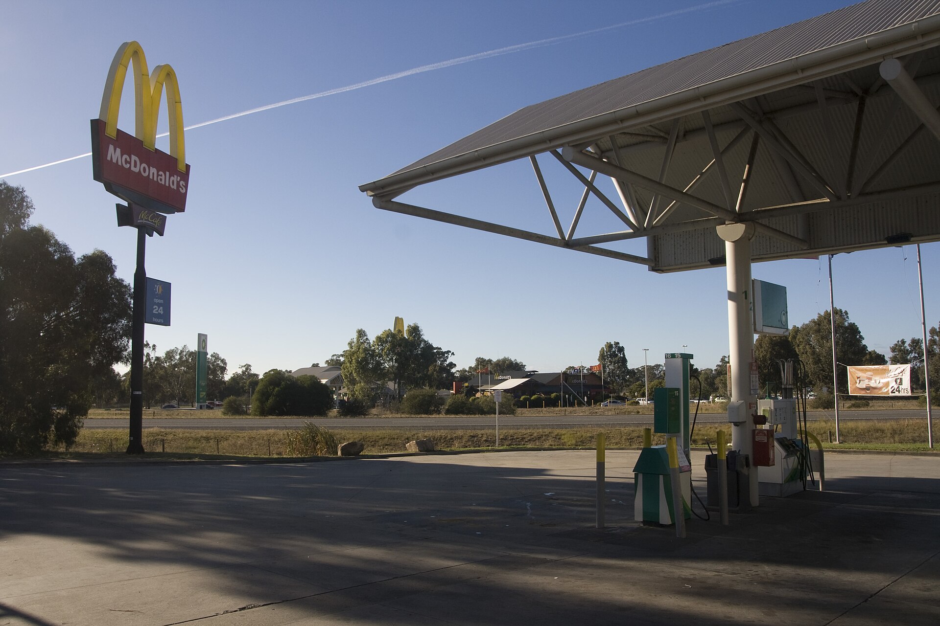 File:Wangaratta South VIC 3678, Australia - panoramio (6).jpg