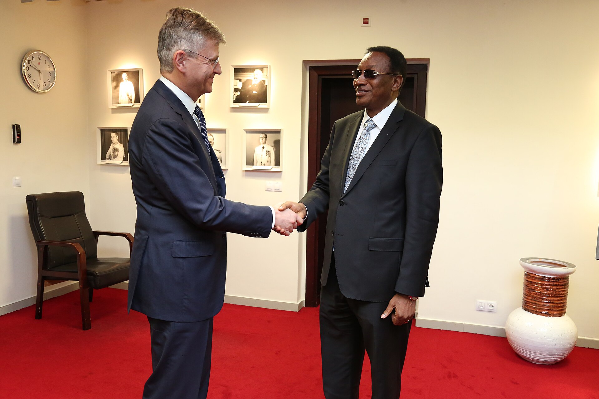 File:Jean-Pierre Lacroix & Bruno Tshibala (35259995516).jpg
