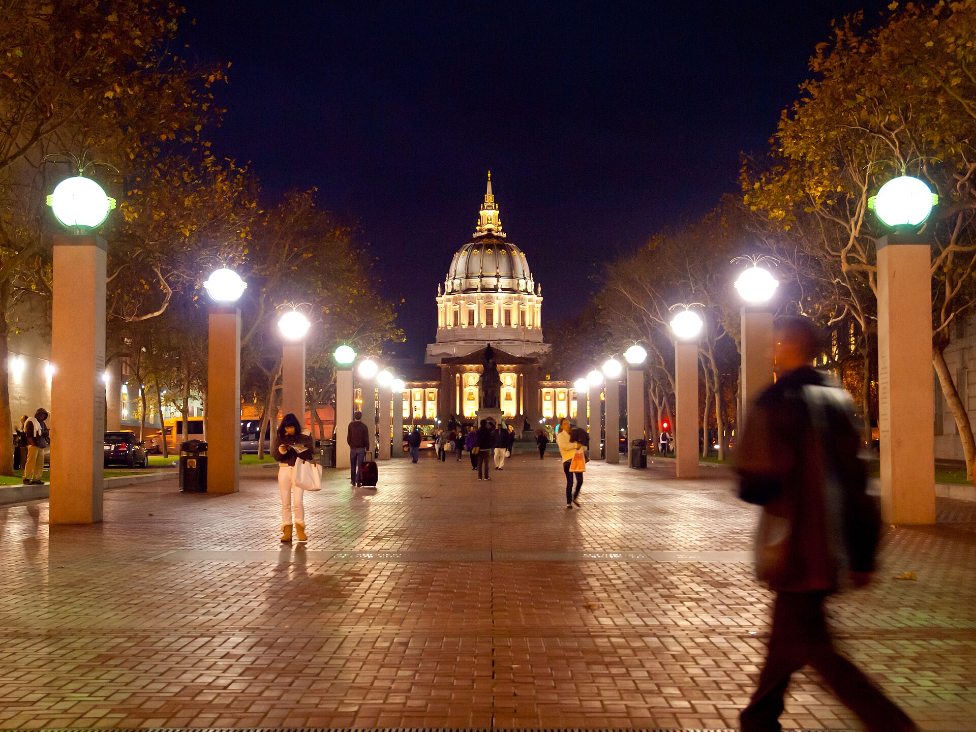 File:San Francisco City Hall by night.jpg