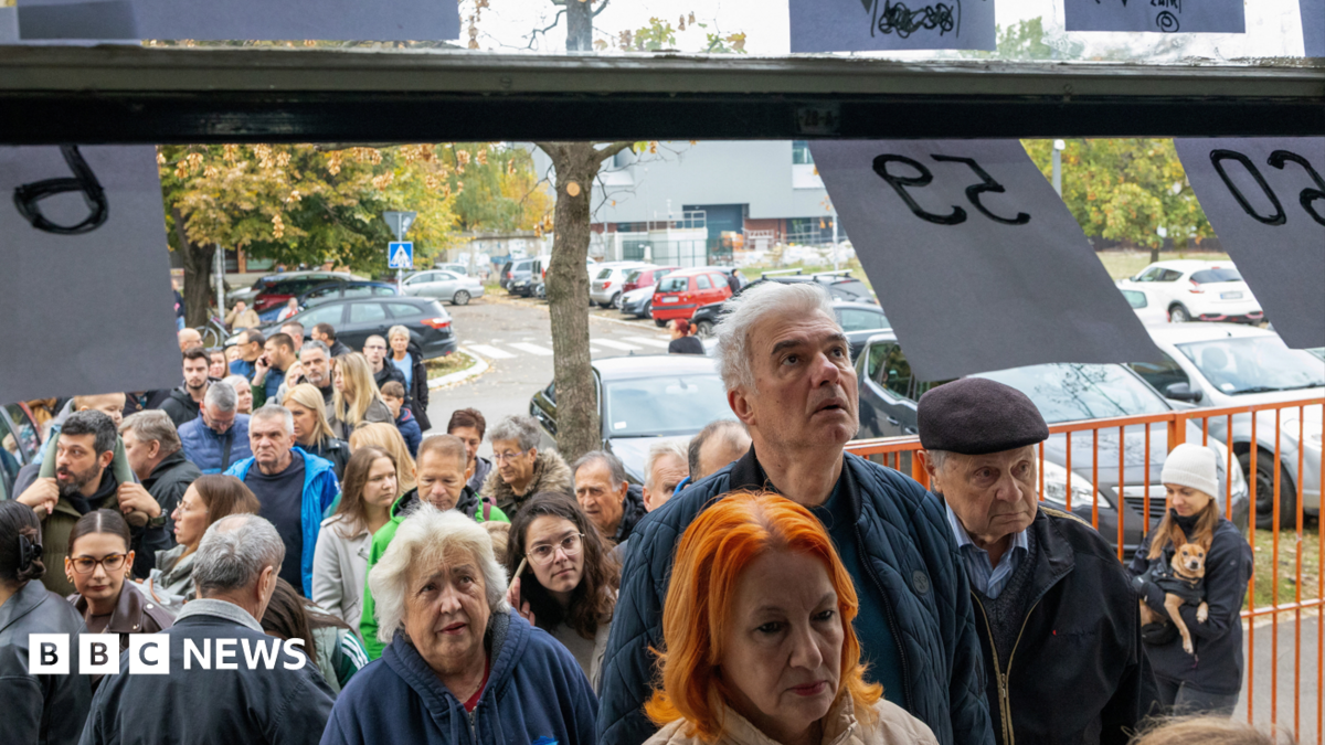 Early reports suggest record high turnout in Serbia elections — Politics report