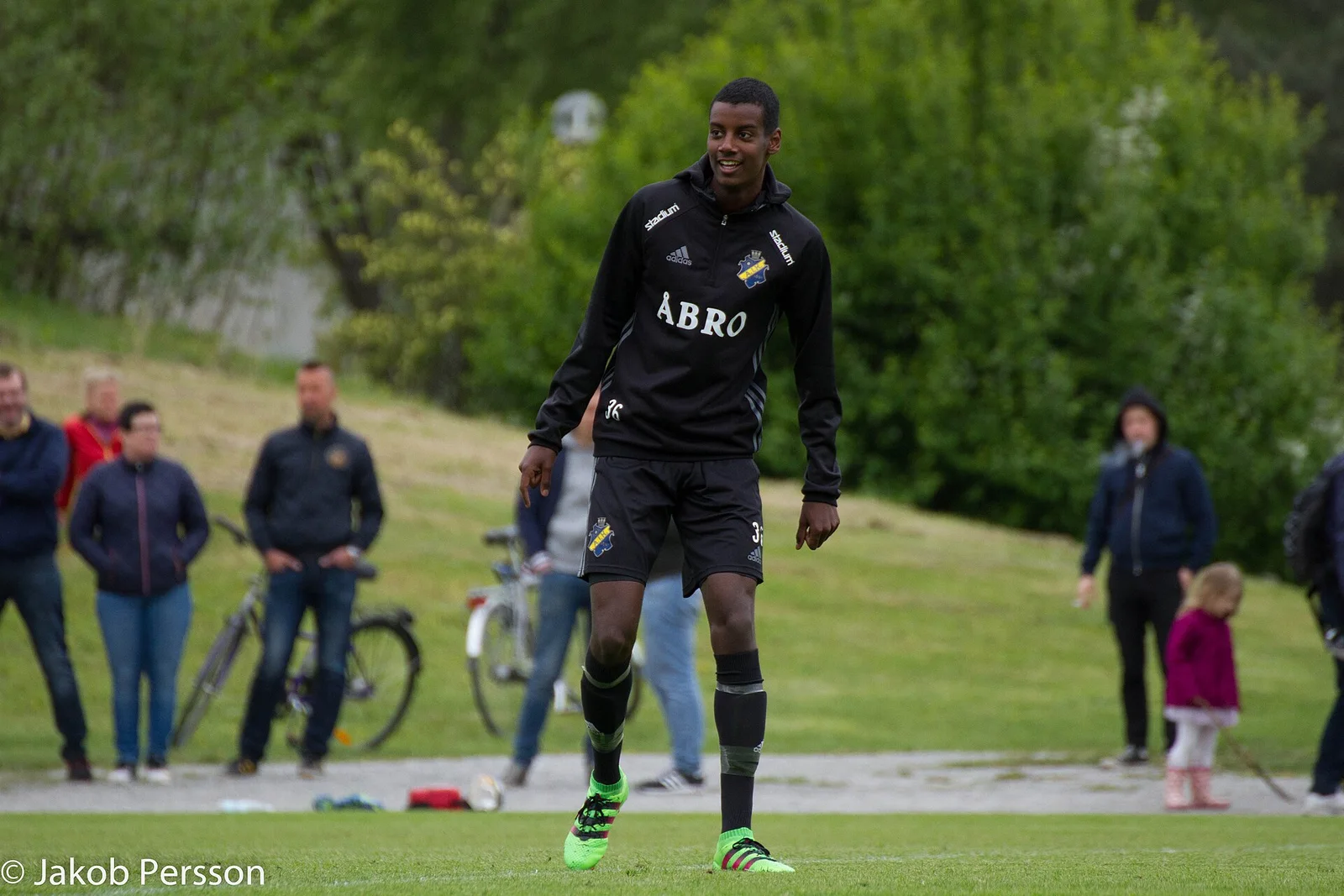 Related file image: Alexander Isak (training 2016)