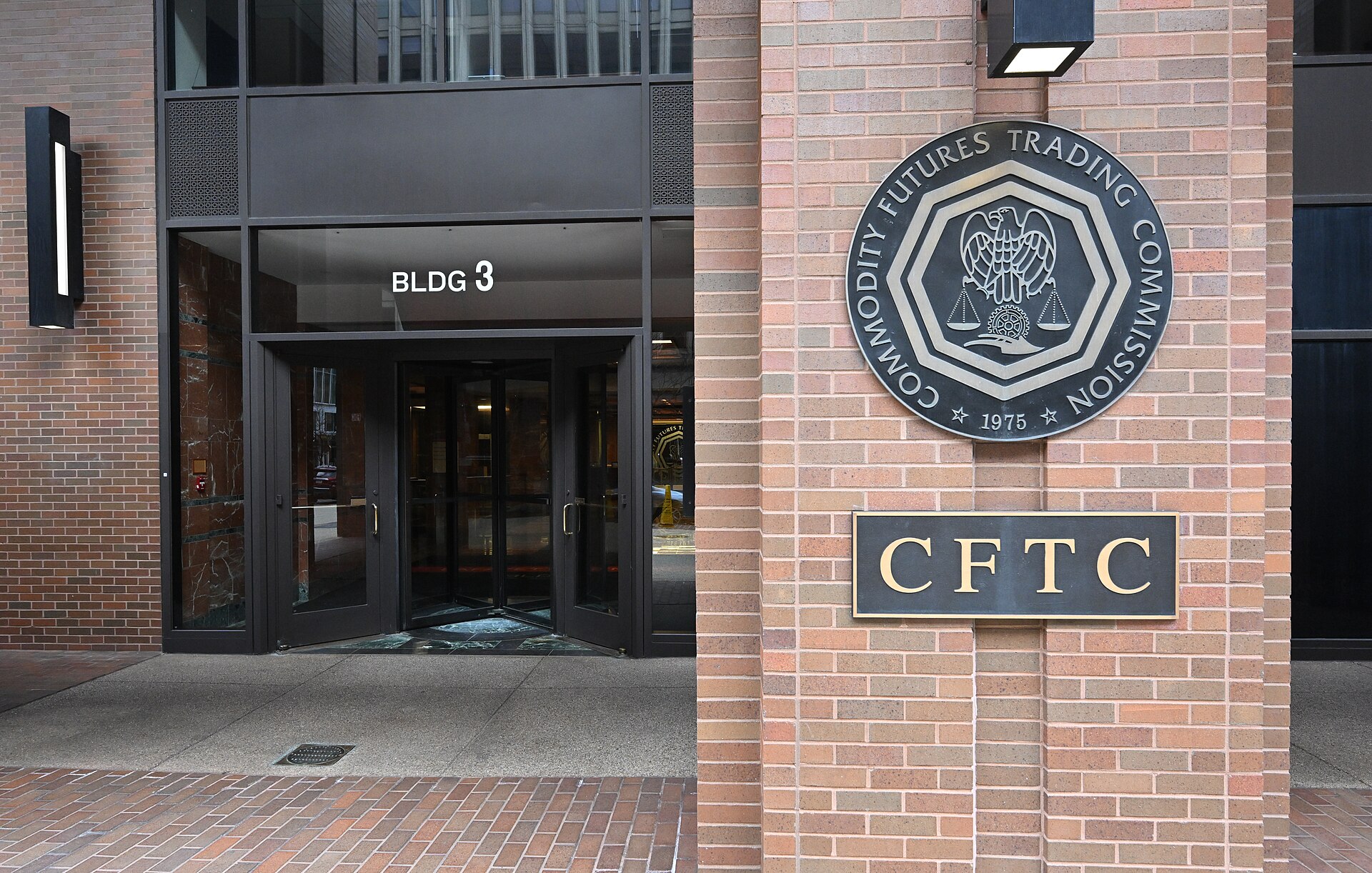 File:Commodity Futures Trading Commission entrance Washington DC 2026-03-15 08-47-48.jpg