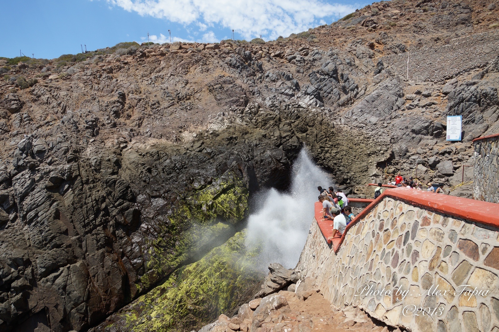 File:La Bufadora, Ensenada, Mexico.jpg