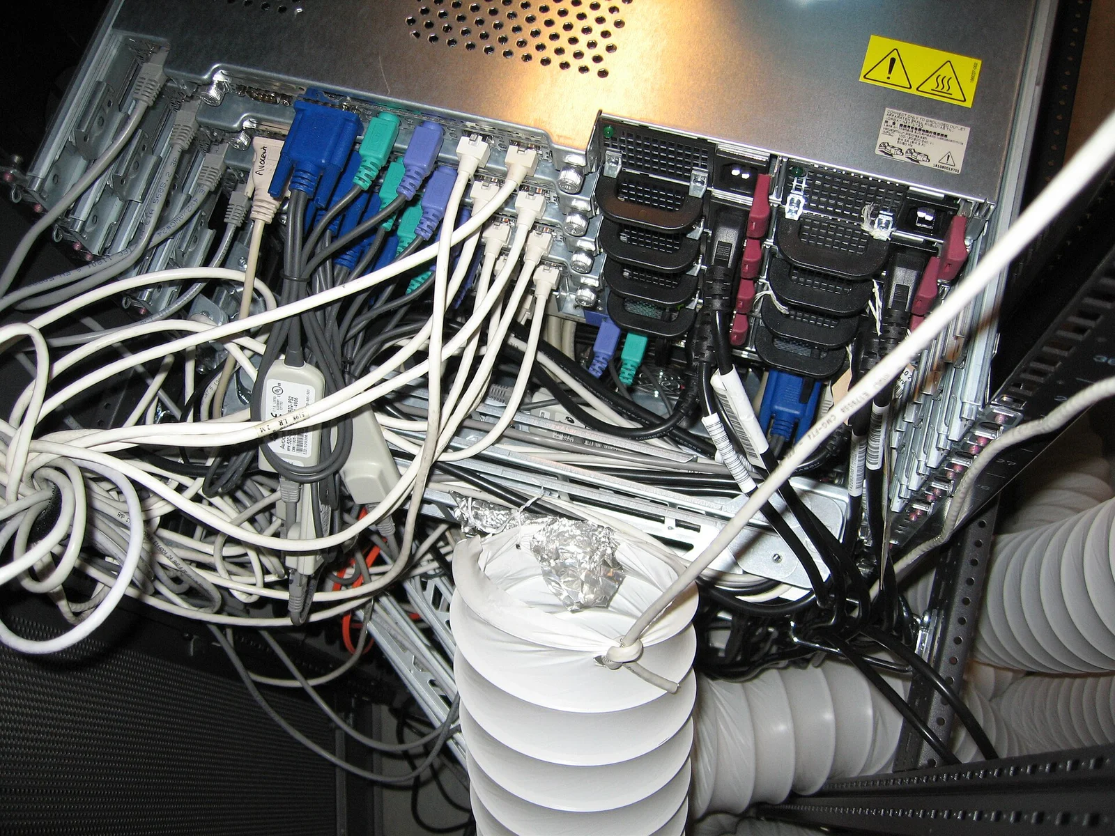 Related file image: DHL Netherlands local site computer room server racks (2) - IMG 3299
