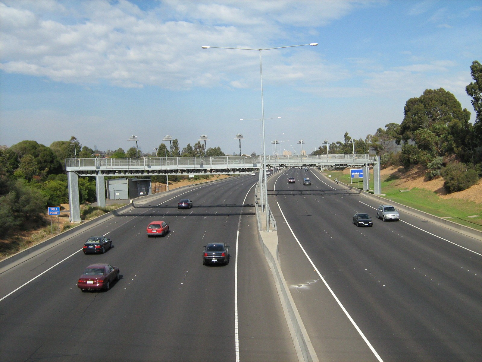 File:OIC citylink near west brunswick.jpg