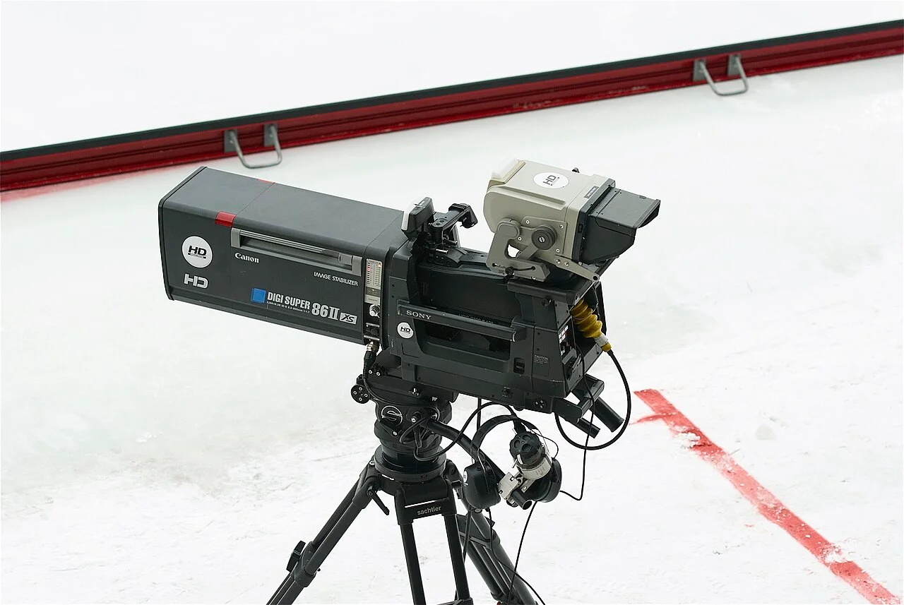 Related file image: Sony television camera with DIGI SUPER 86II xs 20120211a